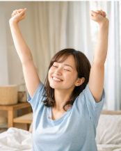   無垢材に包まれた空気のきれいなリビング｜花粉対策と快適性を両立した住まい    