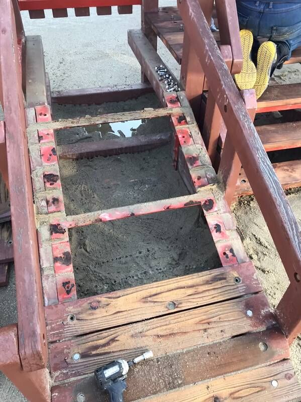   岡崎市の保育園木製遊具メンテナンス｜無垢材で床板補修を行った遊具修繕工事｜ONEHOUSE    